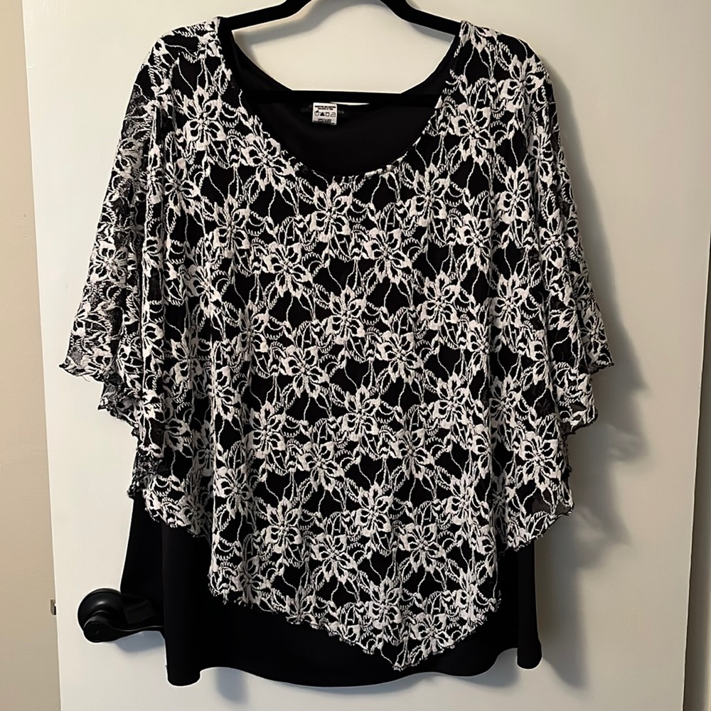 Mandy Evans size 2X blouse